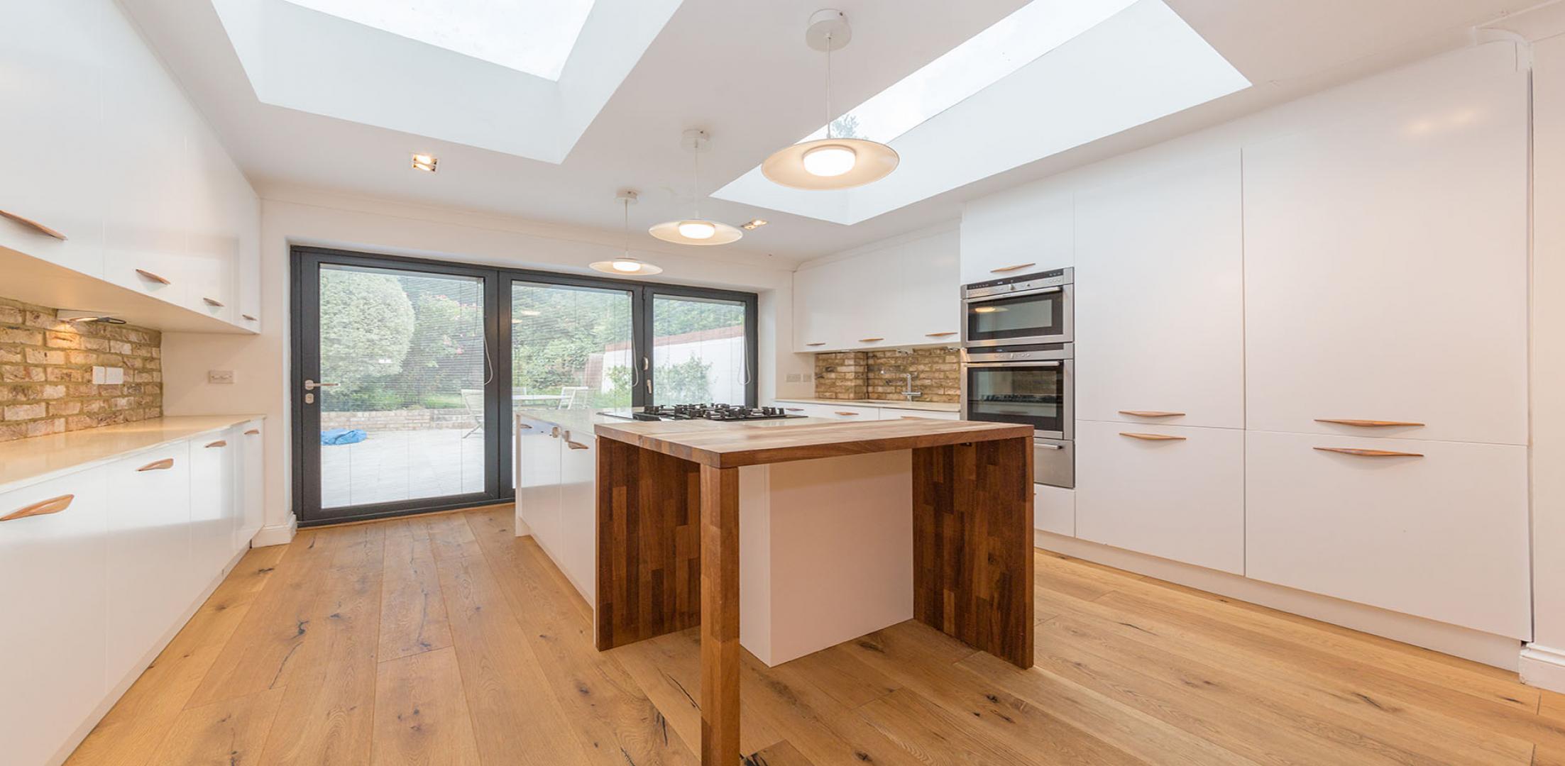 Modern Family Home Chatsworth rd, Brondesbury